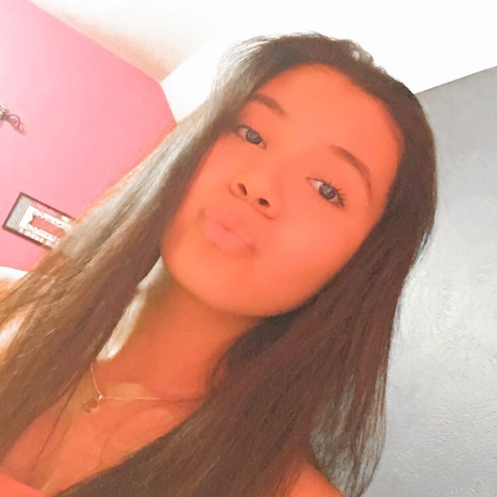 Meet your Posher, Briana
